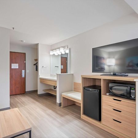 Best Western Lake Oswego Hotel & Suites Экстерьер фото