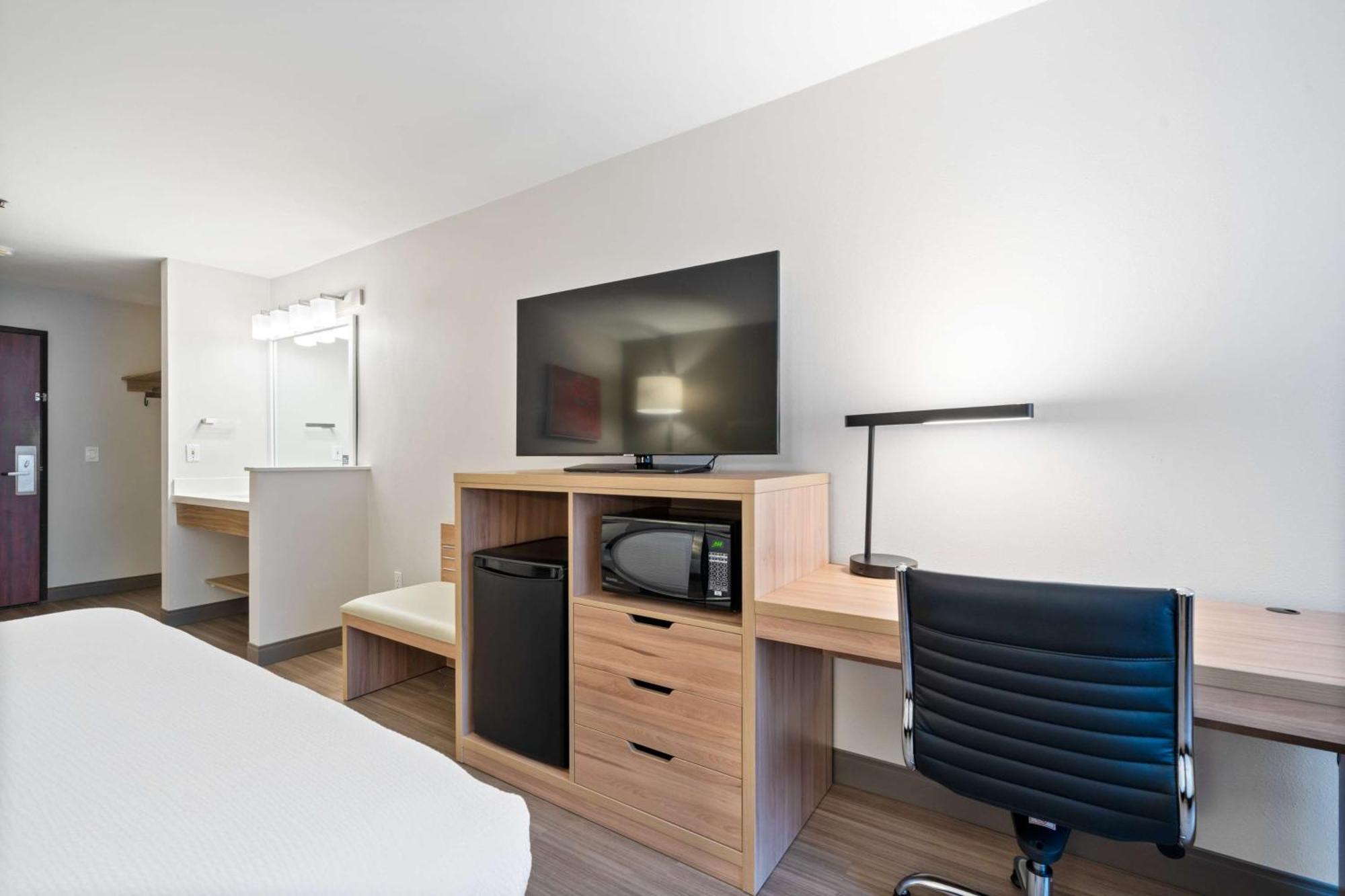 Best Western Lake Oswego Hotel & Suites Экстерьер фото