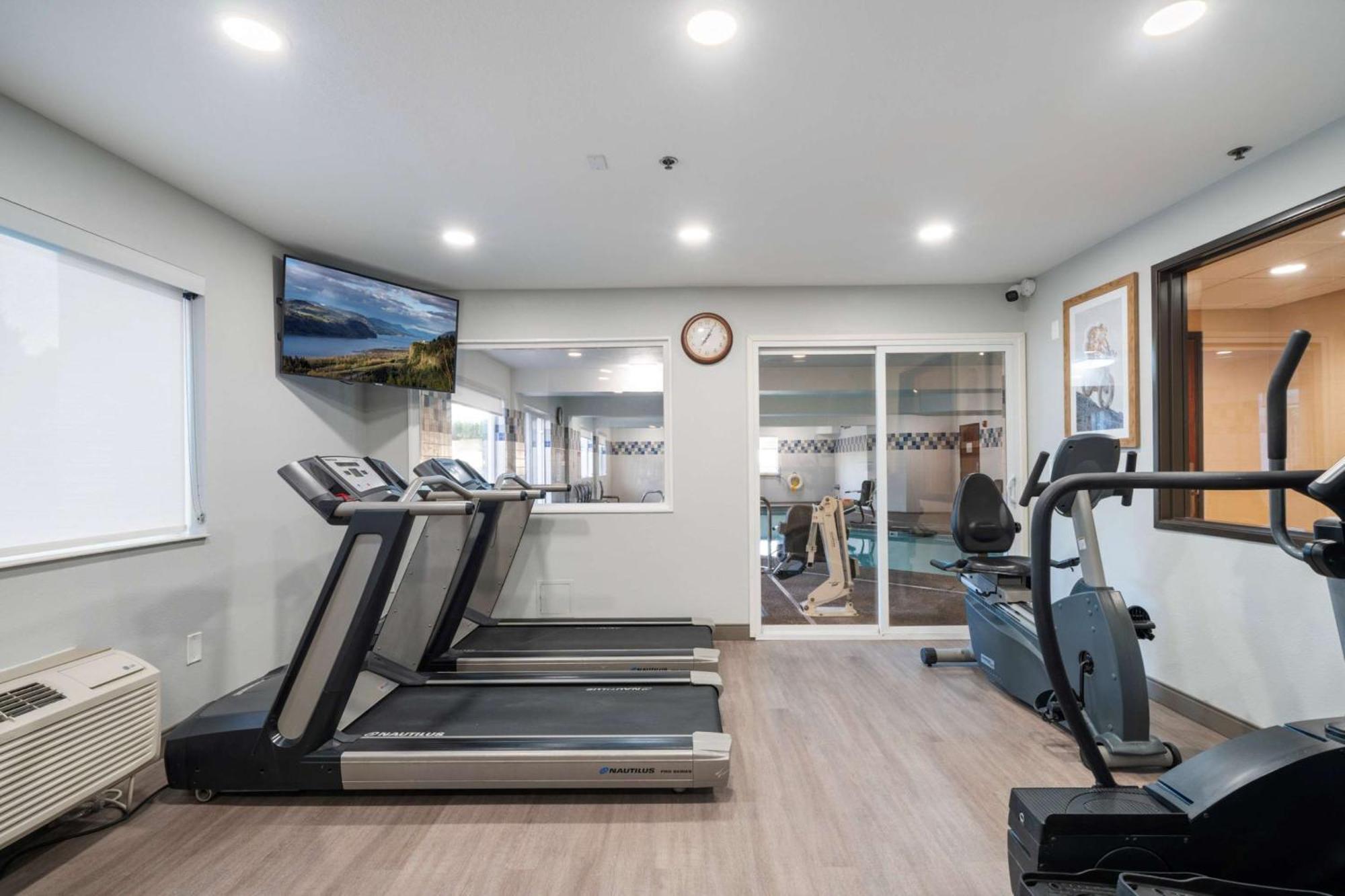 Best Western Lake Oswego Hotel & Suites Экстерьер фото
