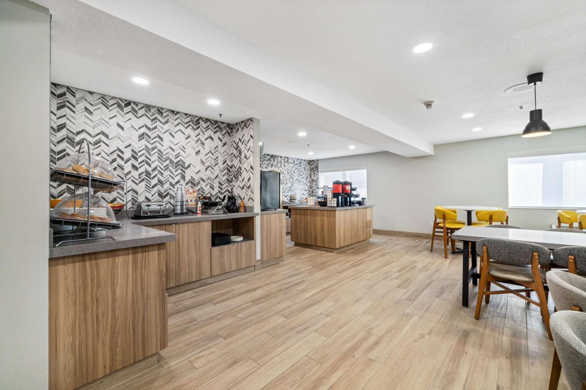 Best Western Lake Oswego Hotel & Suites Экстерьер фото